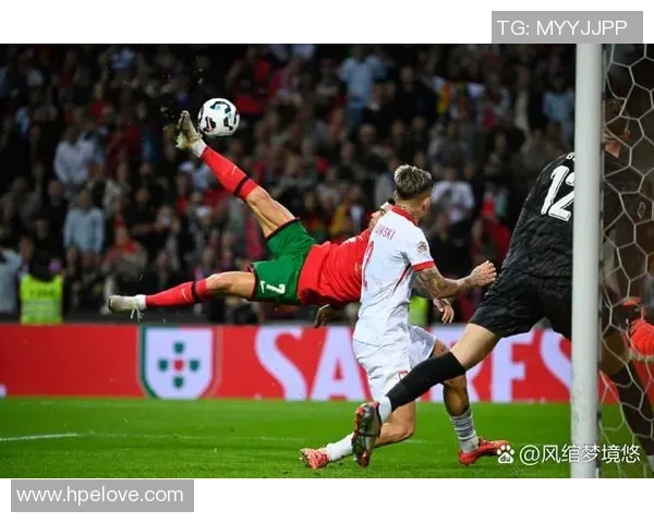 足球明星展现绝技远射技巧解析与训练方法分享